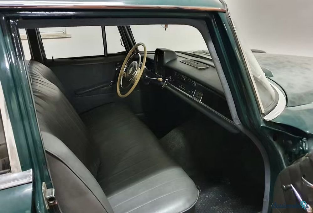 1960' Mercedes-Benz W110 photo #3