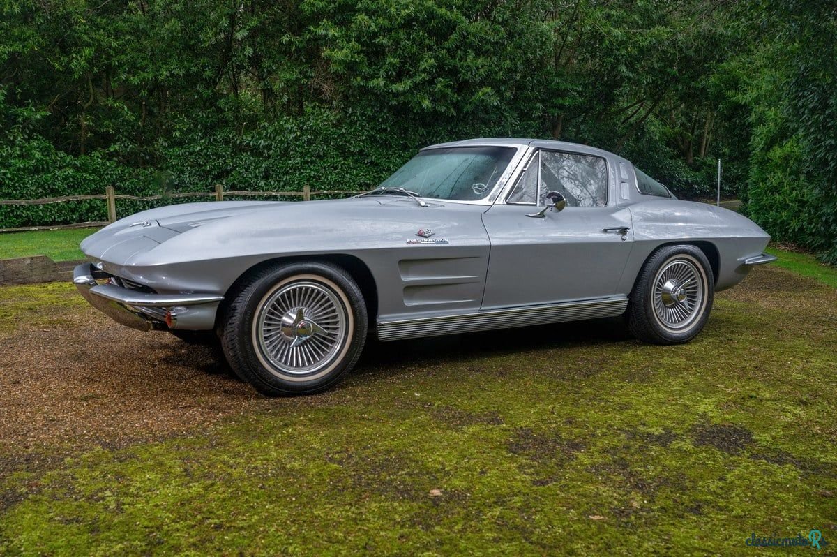 1963' Chevrolet Corvette photo #3