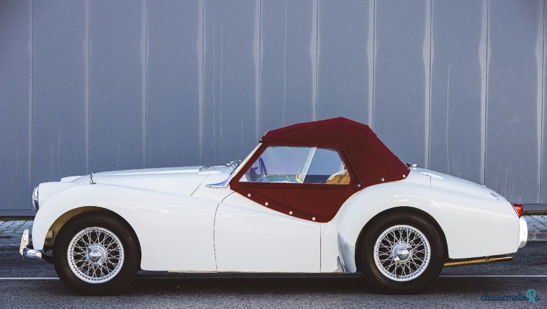 1954' Triumph TR2 photo #4