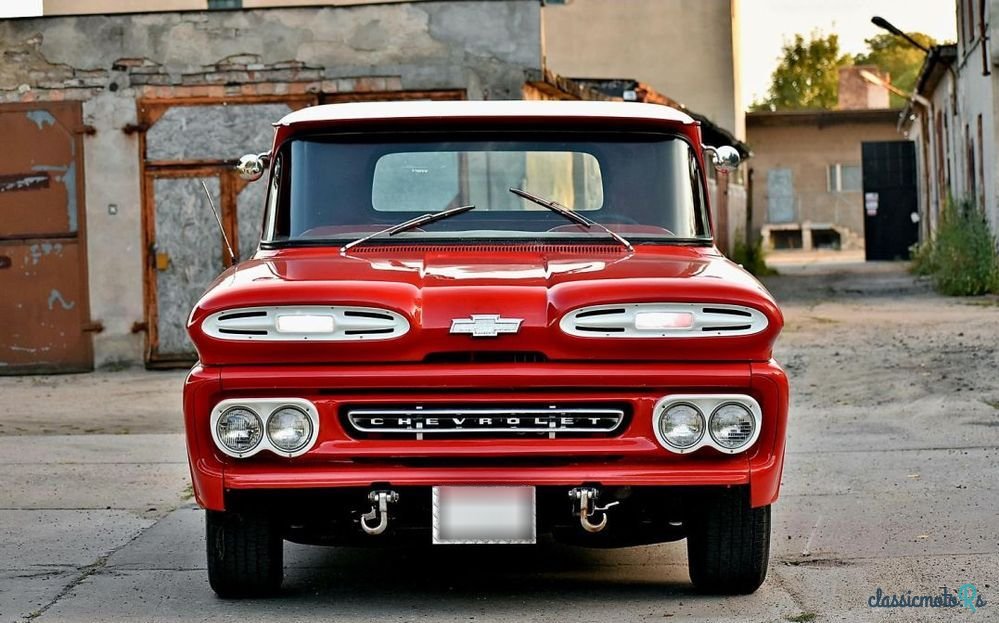 1961' Chevrolet Apache photo #3