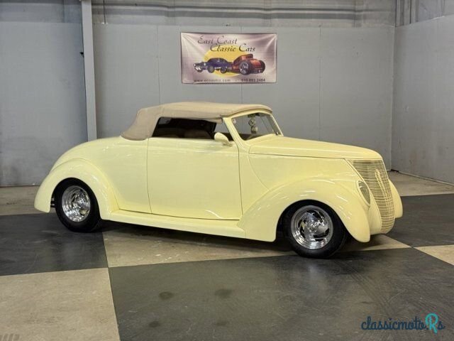 1937' Ford photo #5