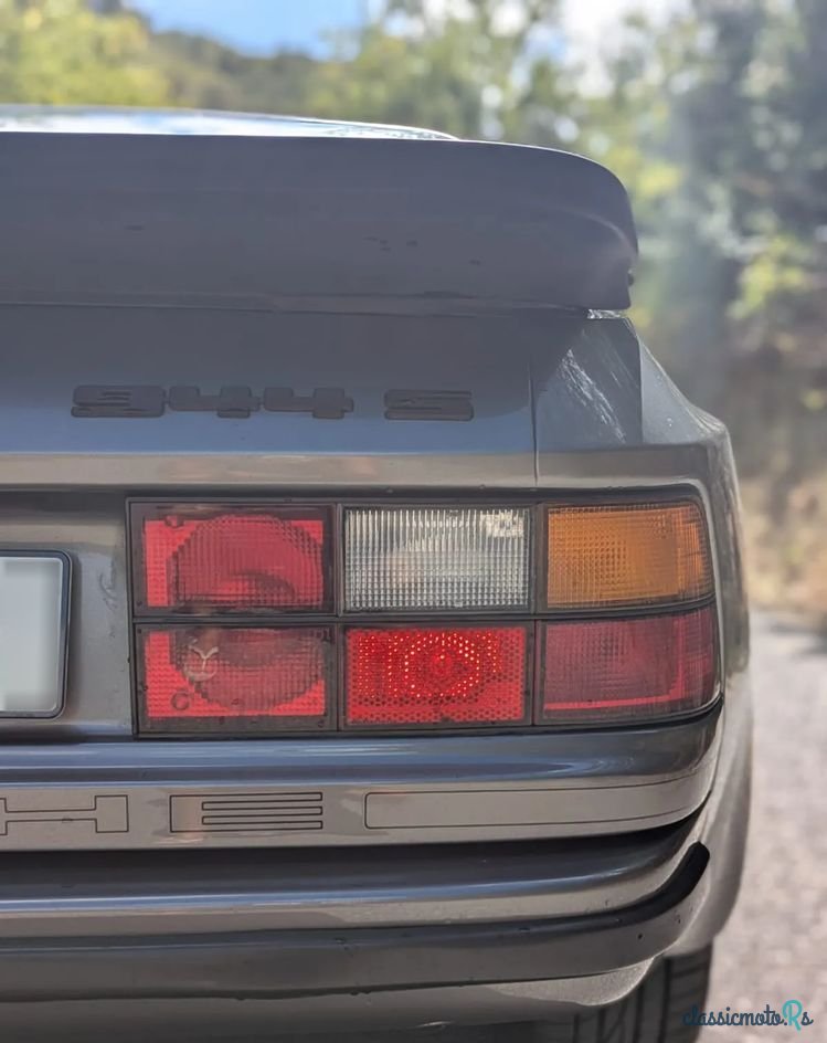 1987' Porsche 944 photo #6