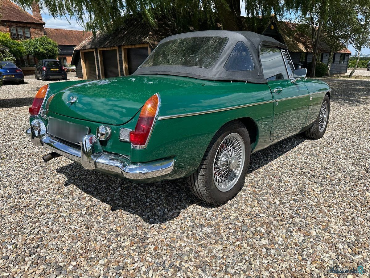 1968' MG MGC photo #5
