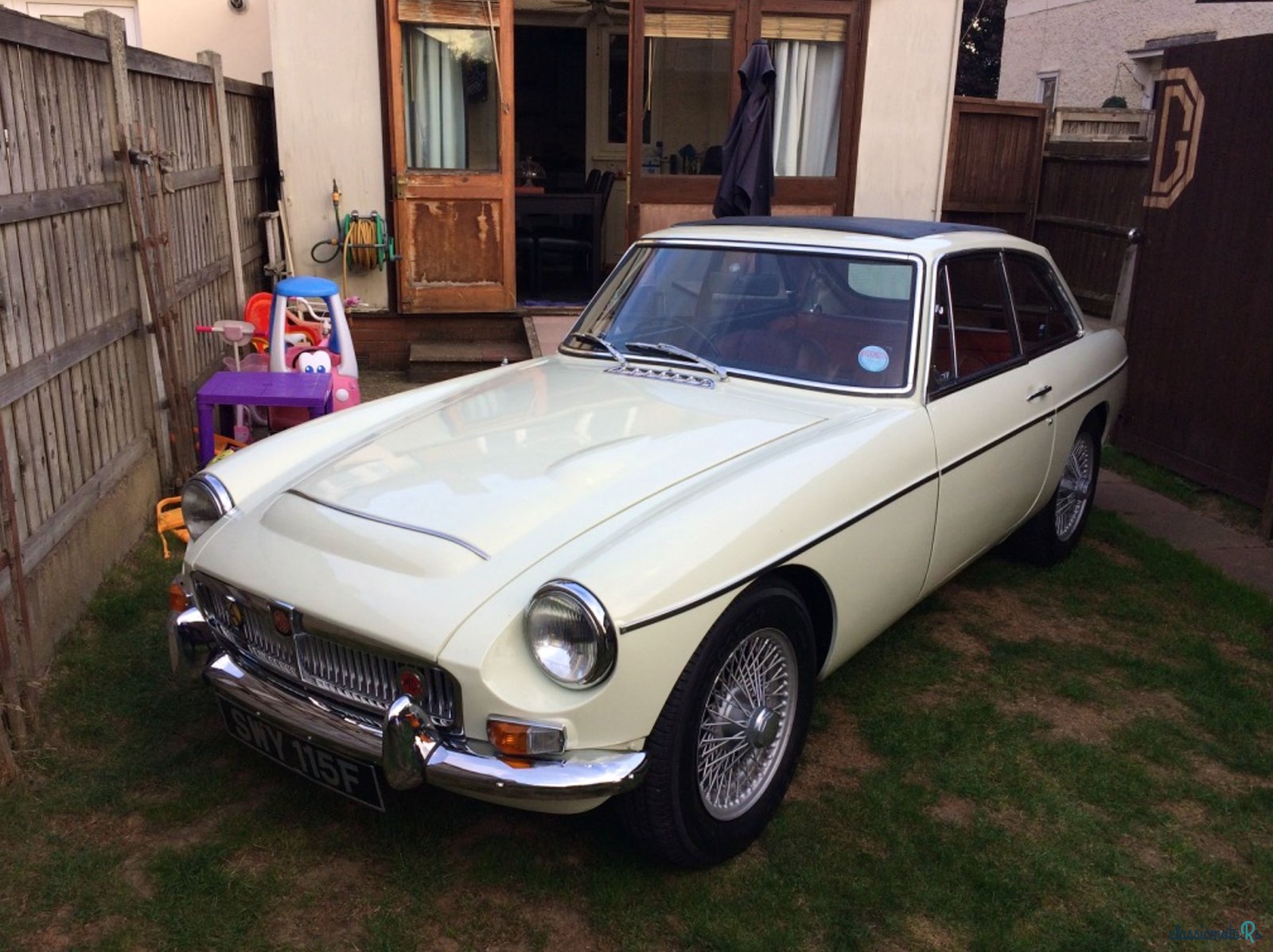 1968' MG MGC photo #4