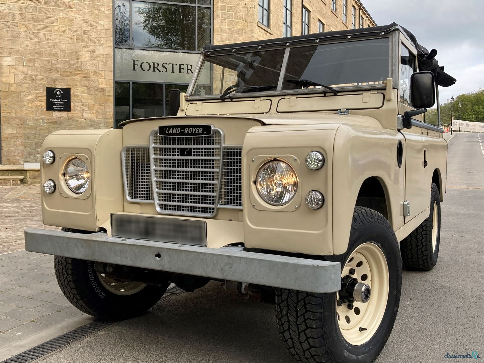 1972' Land Rover Series III photo #1