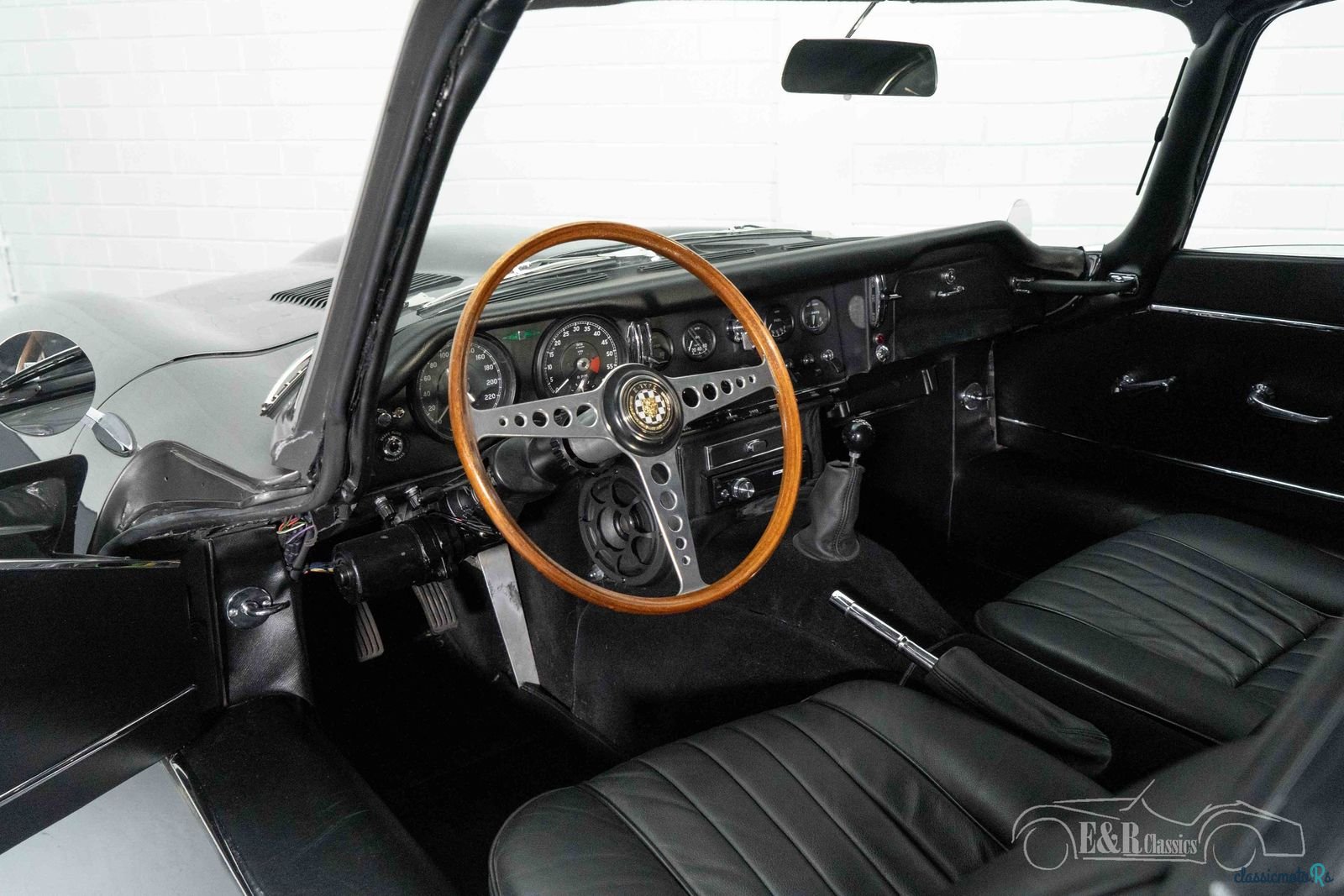 1966' Jaguar E-Type photo #2