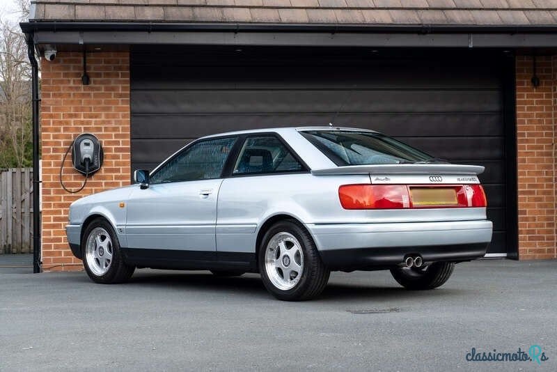 1990' Audi Coupe photo #4