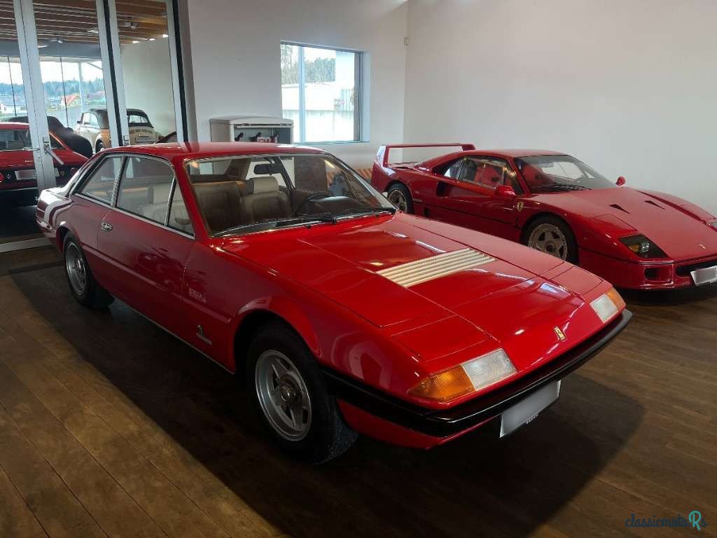 1975' Ferrari 365 GT4 2+2 photo #1