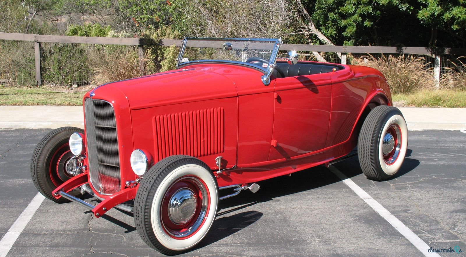 1932' Ford Custom photo #3