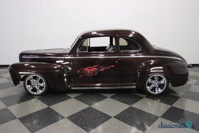 1947' Ford Deluxe photo #1