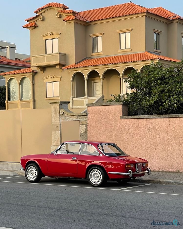 1972' Alfa Romeo 2000 photo #3