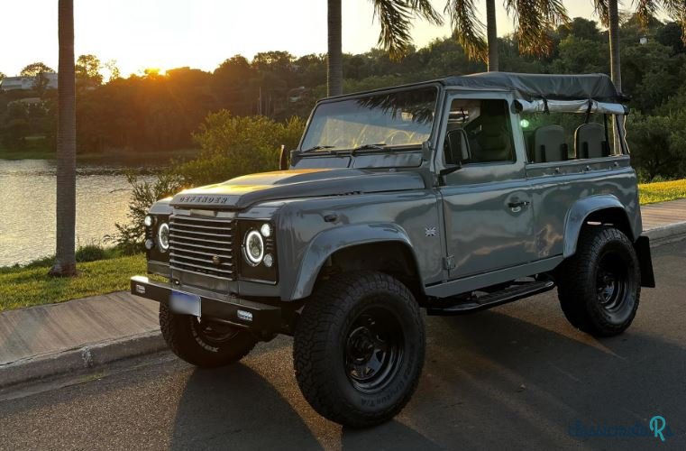 1993' Land Rover Defender 90 soft top photo #2