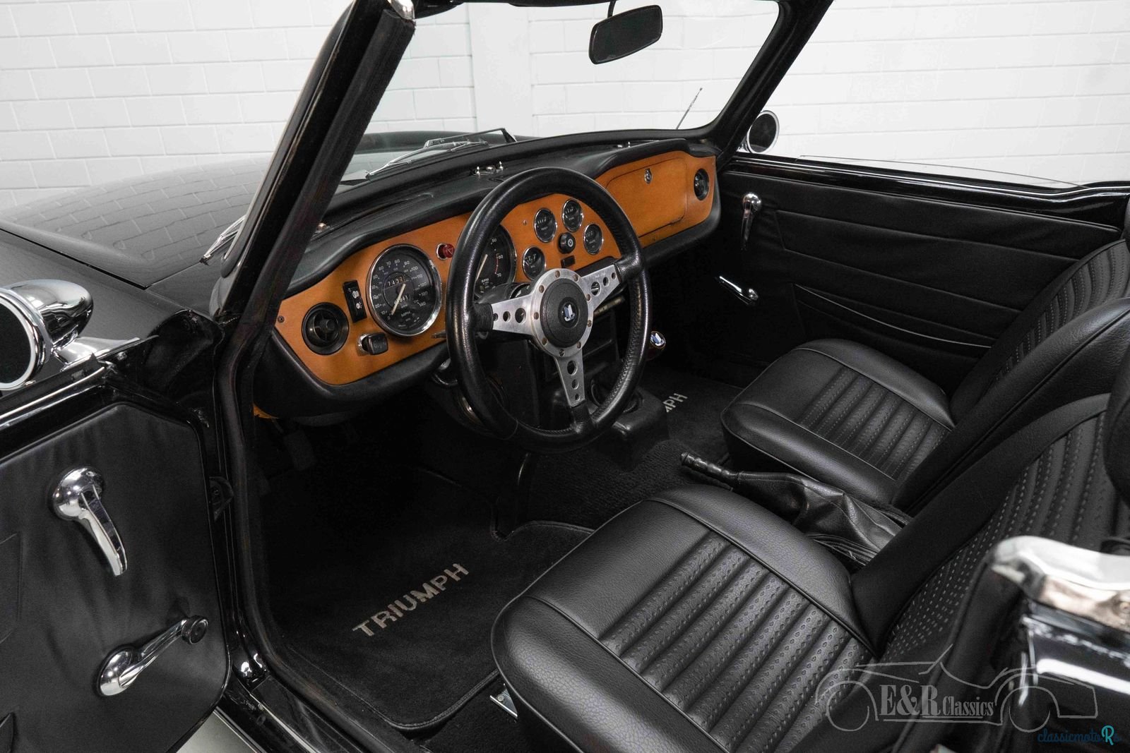 1971' Triumph TR6 photo #2