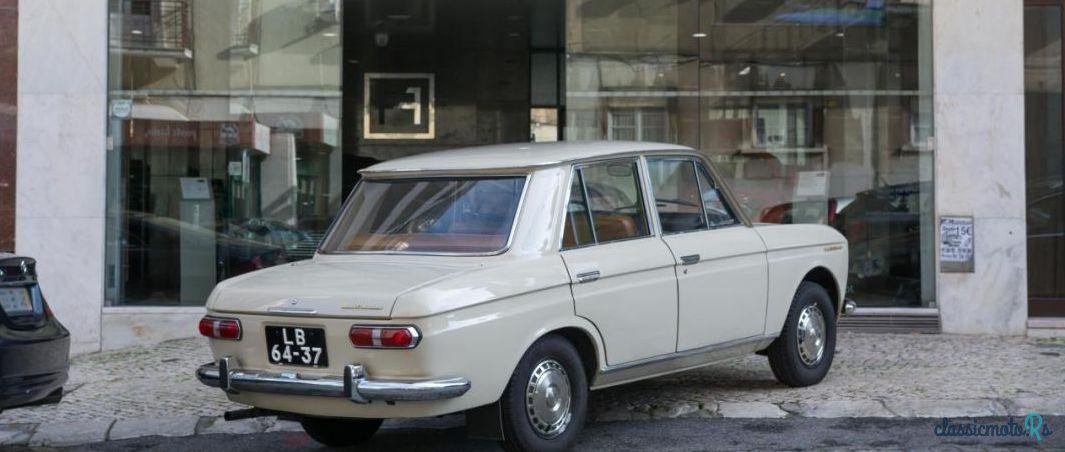 1967' Datsun Bluebird 1300 photo #2