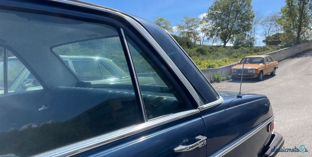 1974' Mercedes-Benz 240 photo #5