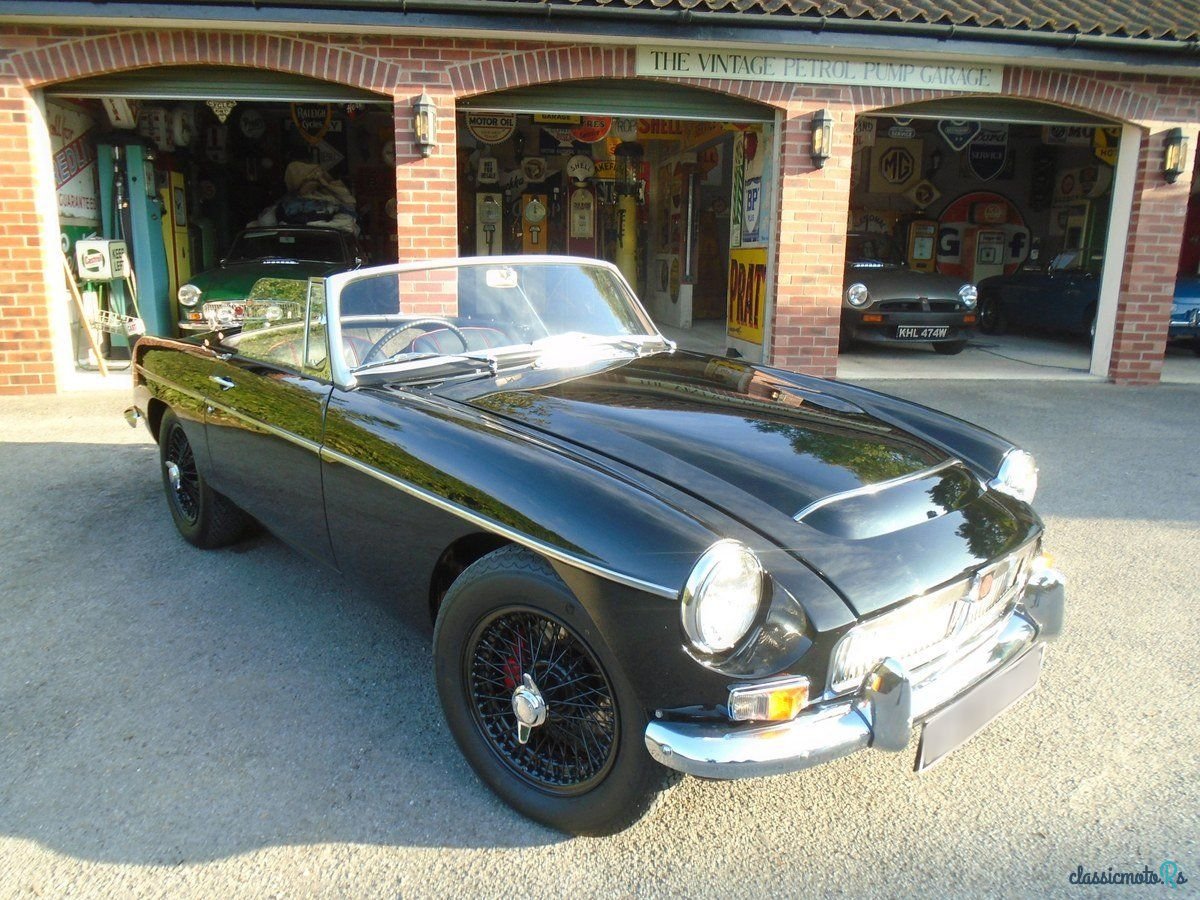 1968' MG MGC photo #1
