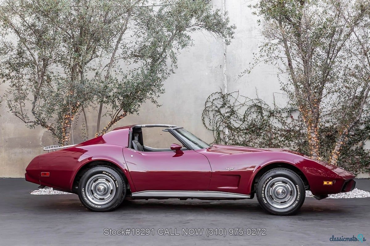 1977' Chevrolet Corvette photo #2