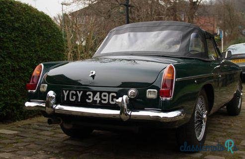 1969' MG MGC Roadster photo #2