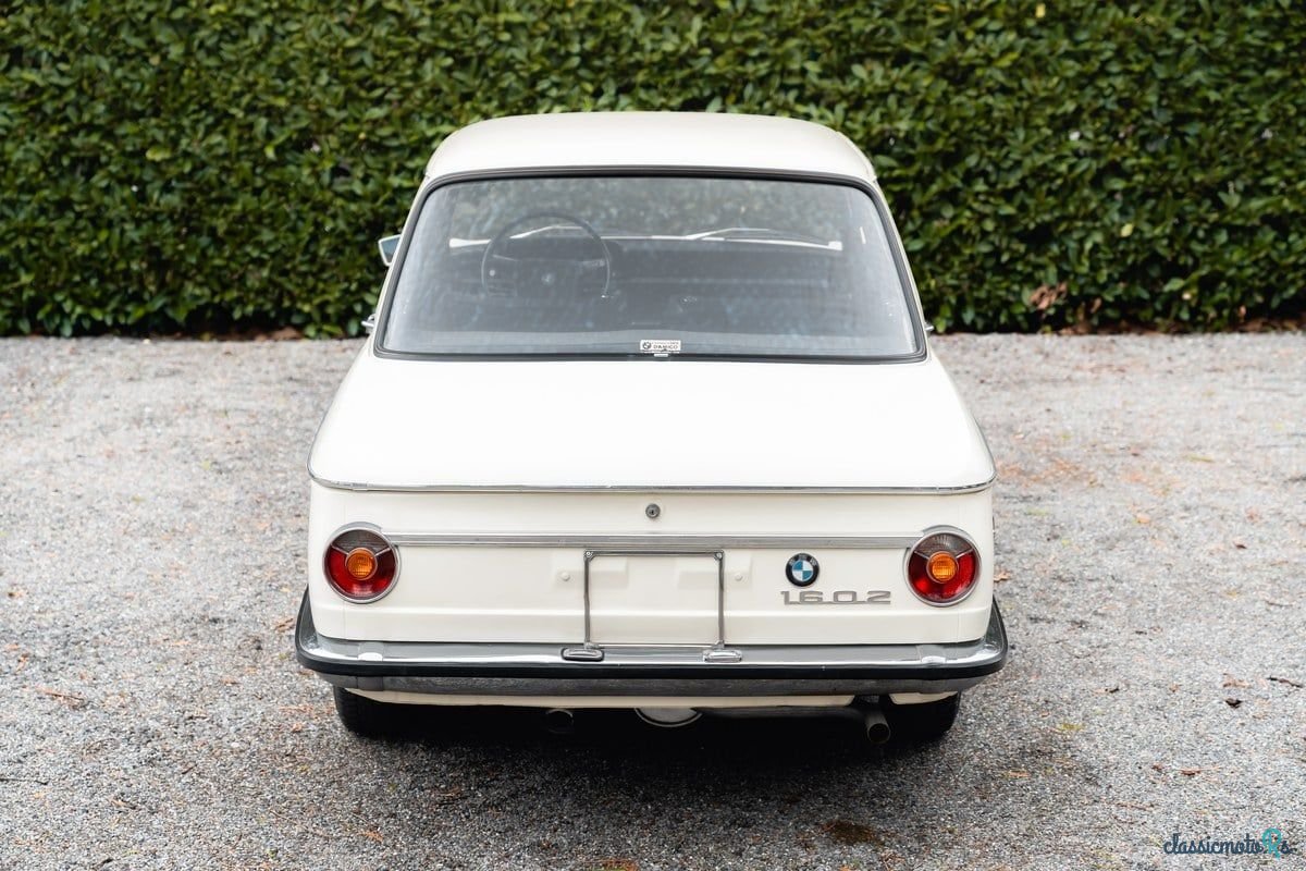 1971' BMW 02 Series photo #3