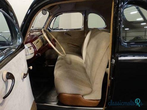 1940' Ford Coupe photo #3