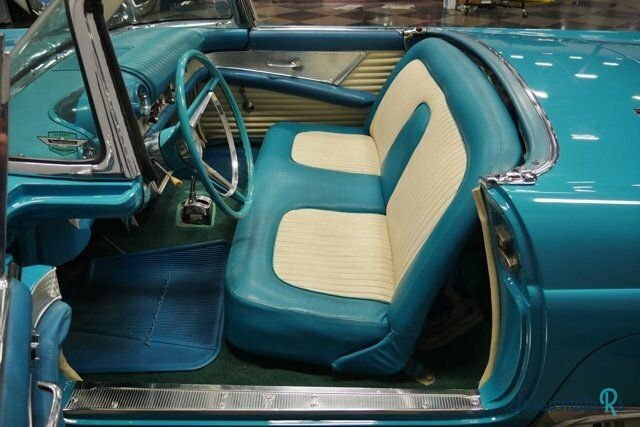 1956' Ford Thunderbird photo #3