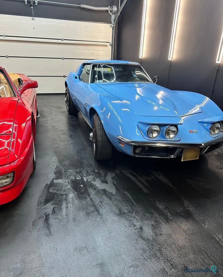 1969' Chevrolet Corvette photo #2