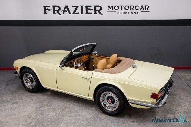 1971' Triumph TR6 photo #5