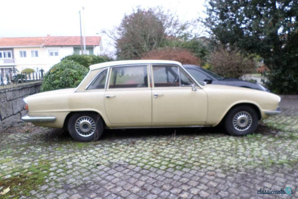 1974' Triumph 2000 photo #3