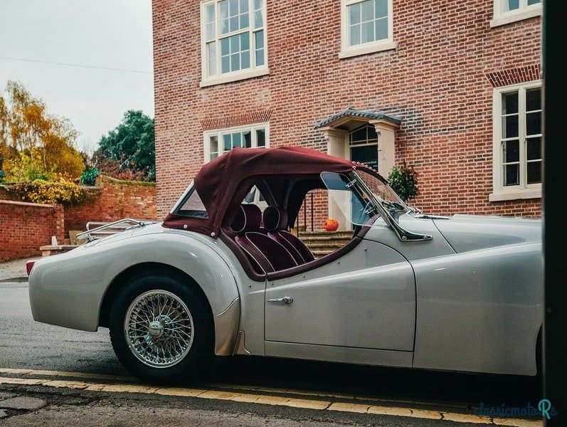 1960' Triumph TR3 photo #2