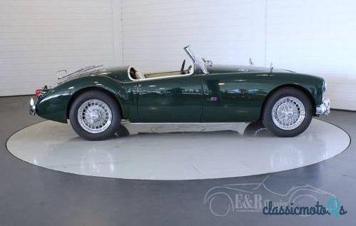 1959' MG MGA photo #2