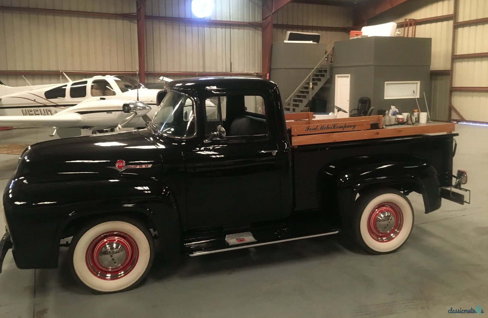 1956' Ford F-100 photo #1