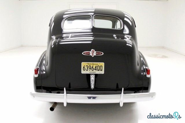 1940' Buick Limited photo #4