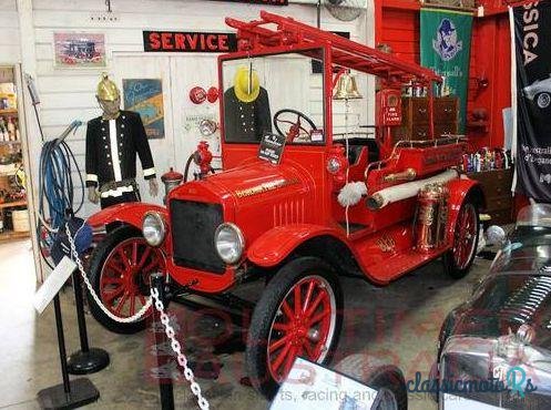 1923' Ford Model T Fire Truck photo #2