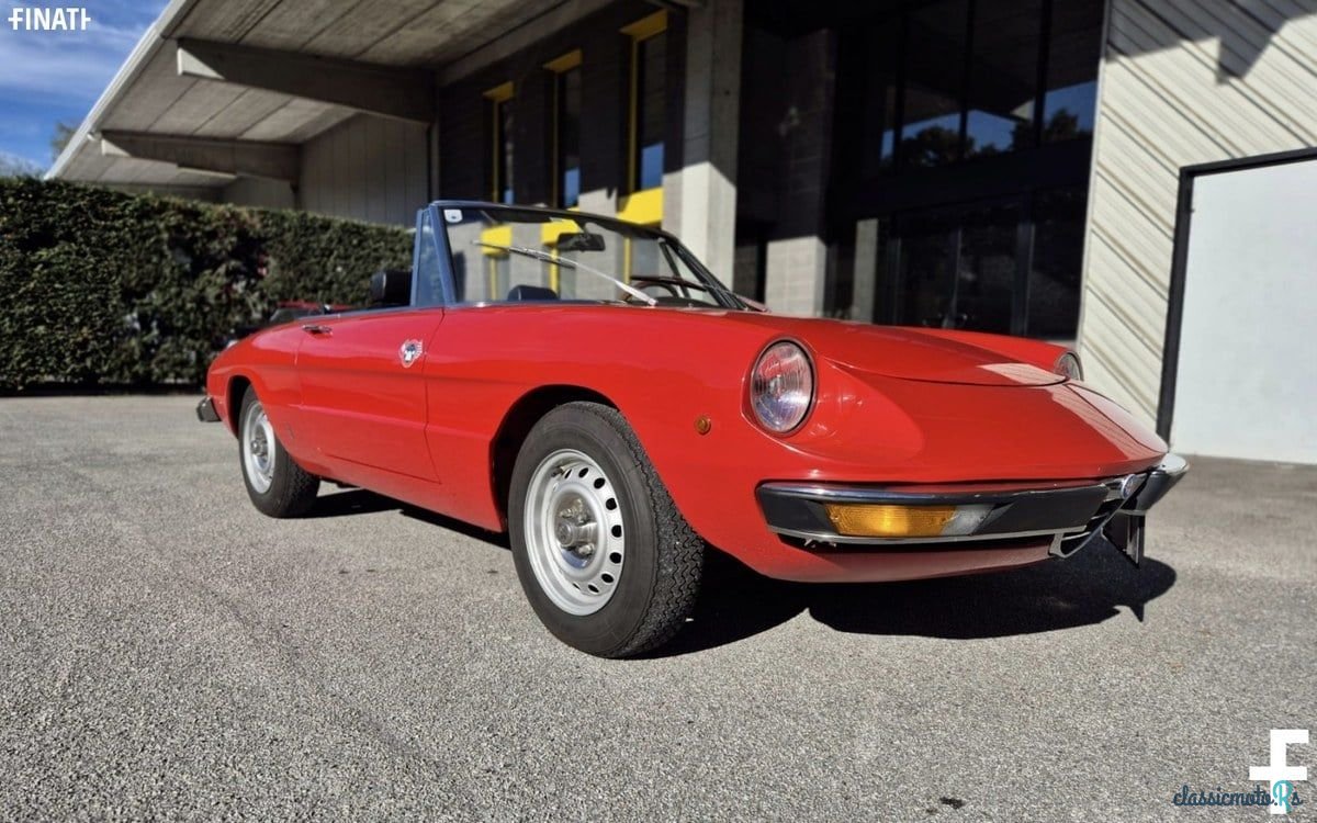 1975' Alfa Romeo Spider photo #6