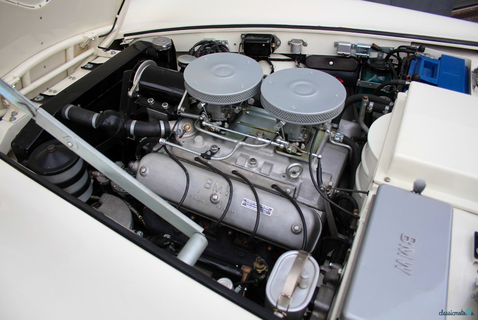 1957' BMW 507 photo #4