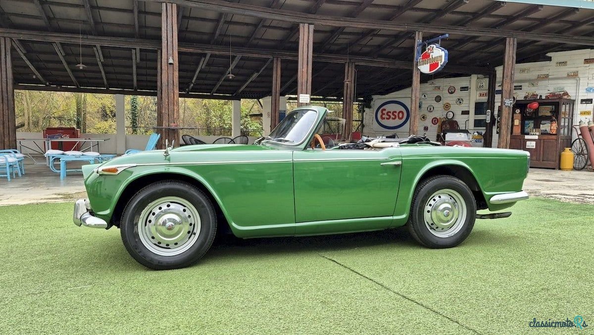 1966' Triumph TR4 photo #3