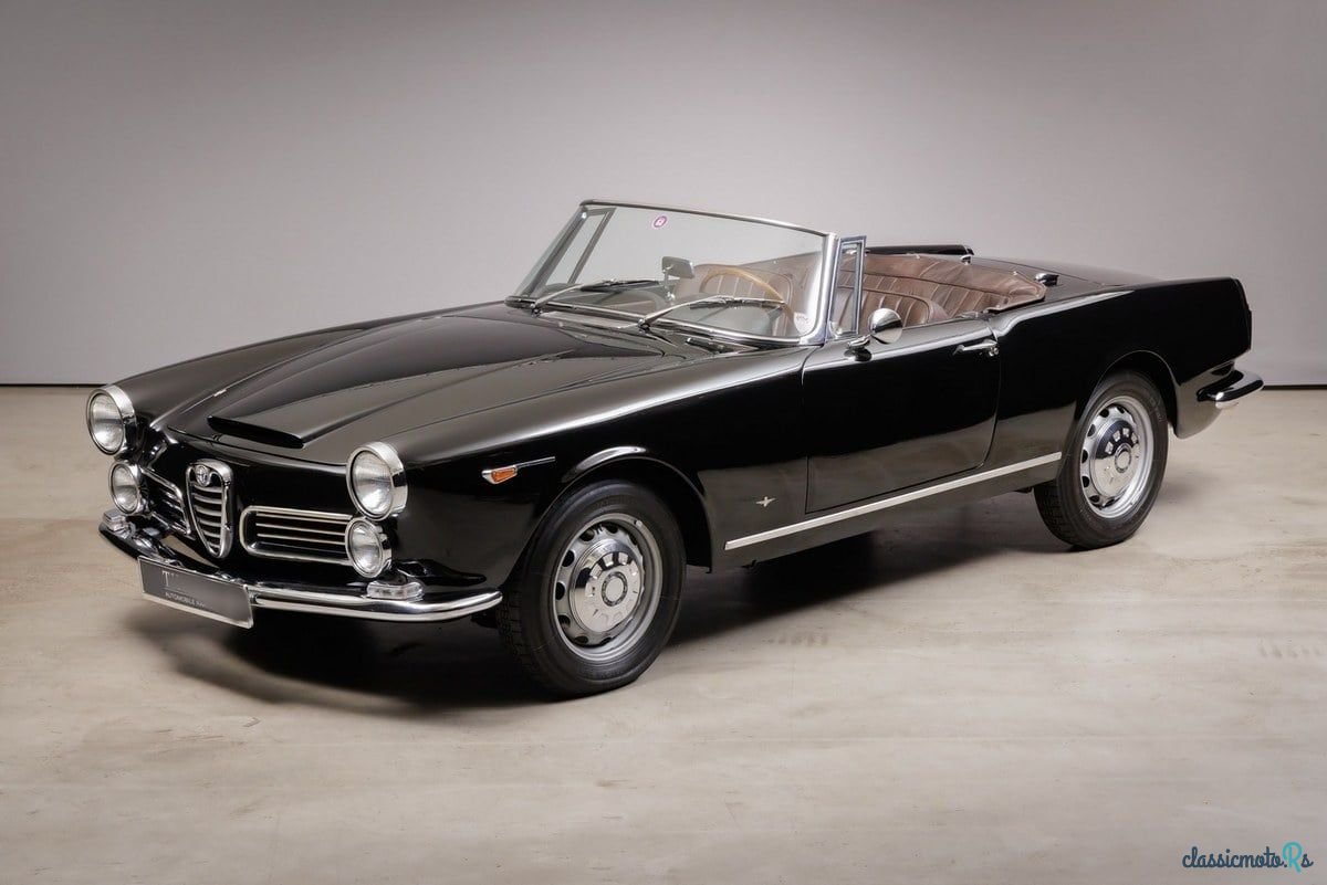 1963' Alfa Romeo 2600 photo #1