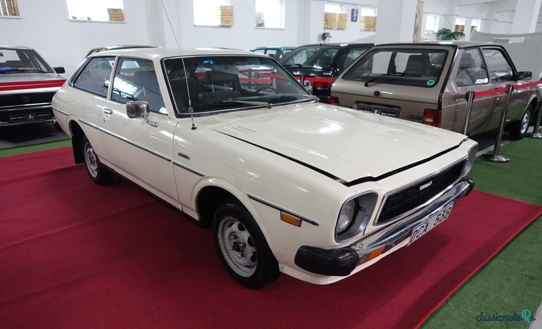 1975' Toyota Corolla photo #2