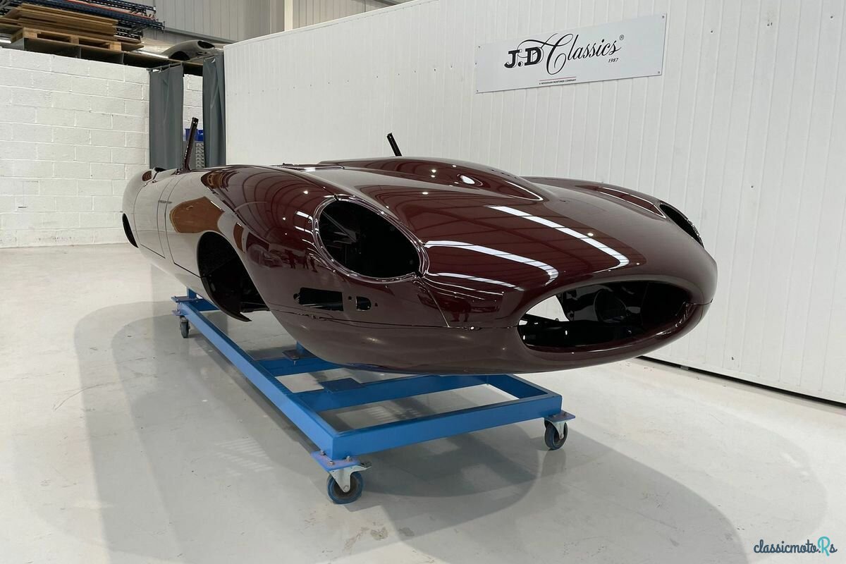 1966' Jaguar E-Type photo #5