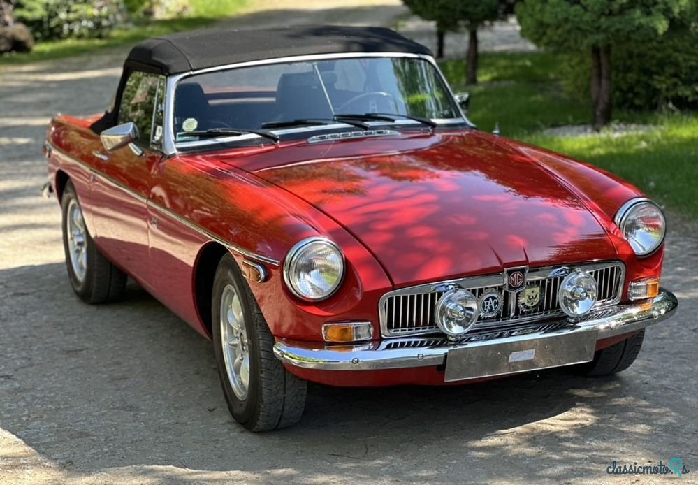 1977' MG MGB photo #3
