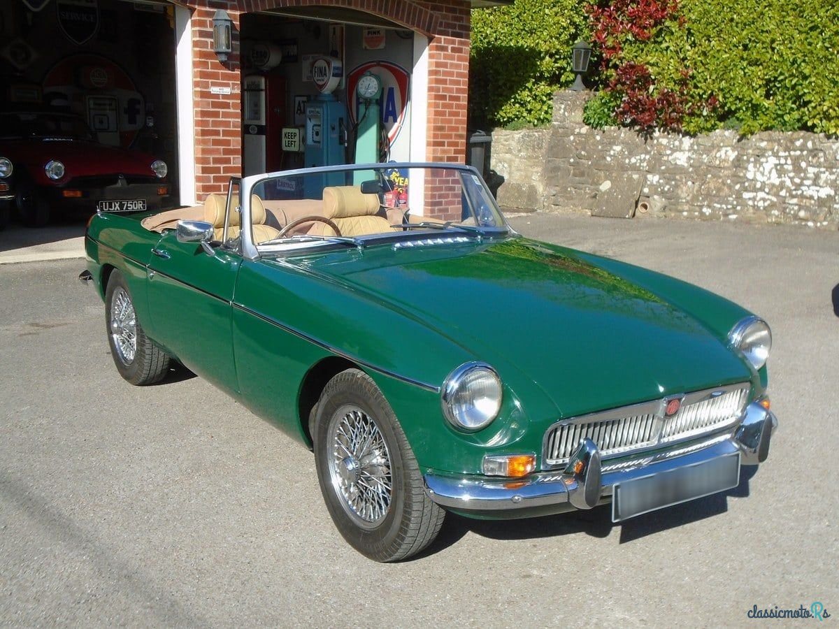 1972' MG MGB photo #1