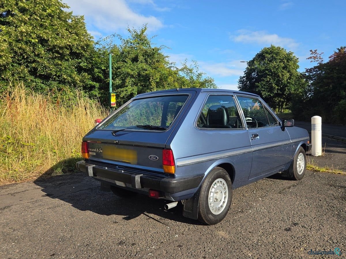 1983' Ford Fiesta photo #5