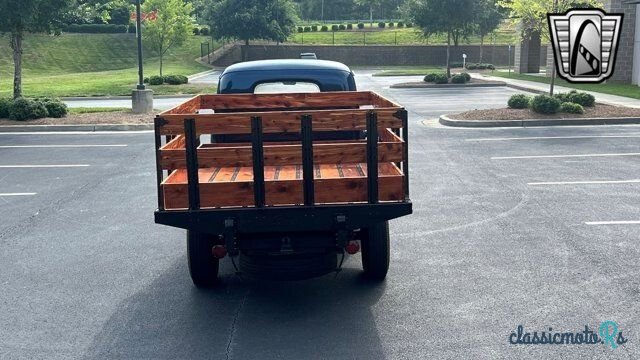 1949' Ford F-2 photo #4