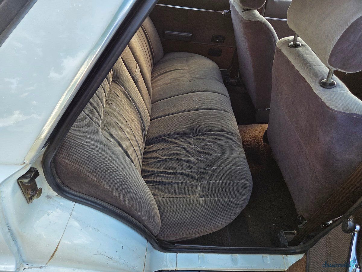 1982' Ford Cortina photo #5