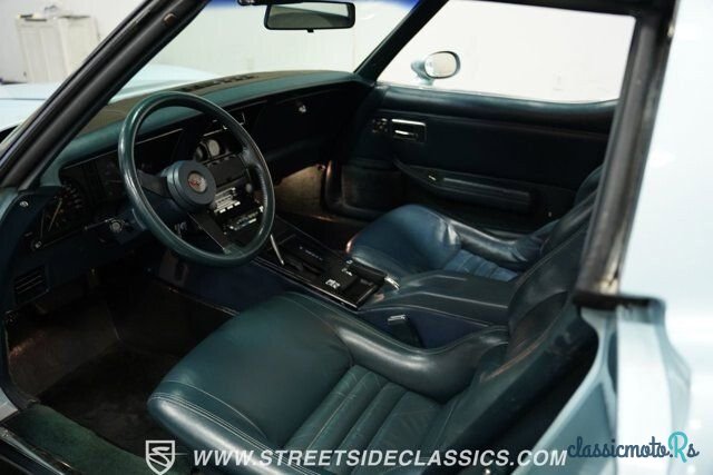 1982' Chevrolet Corvette photo #5
