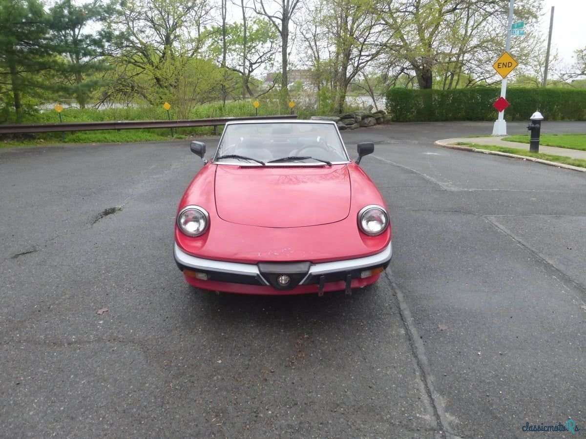 1986' Alfa Romeo 4C Spider photo #3