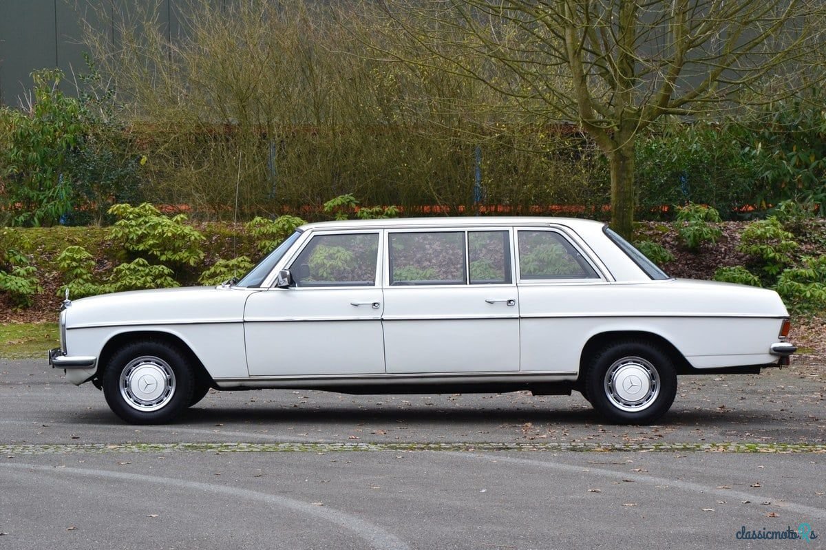 1974' Mercedes-Benz 240 photo #2