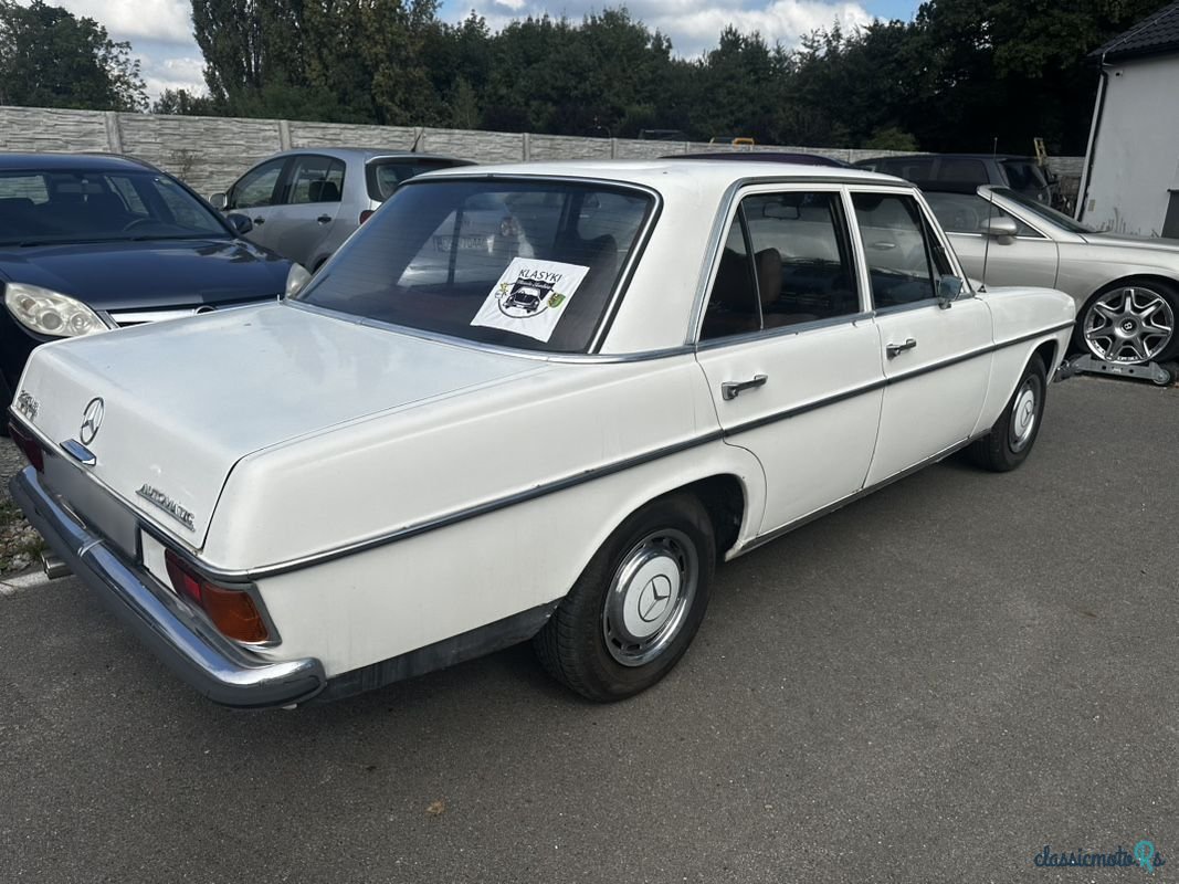 1972' Mercedes-Benz 114 photo #6