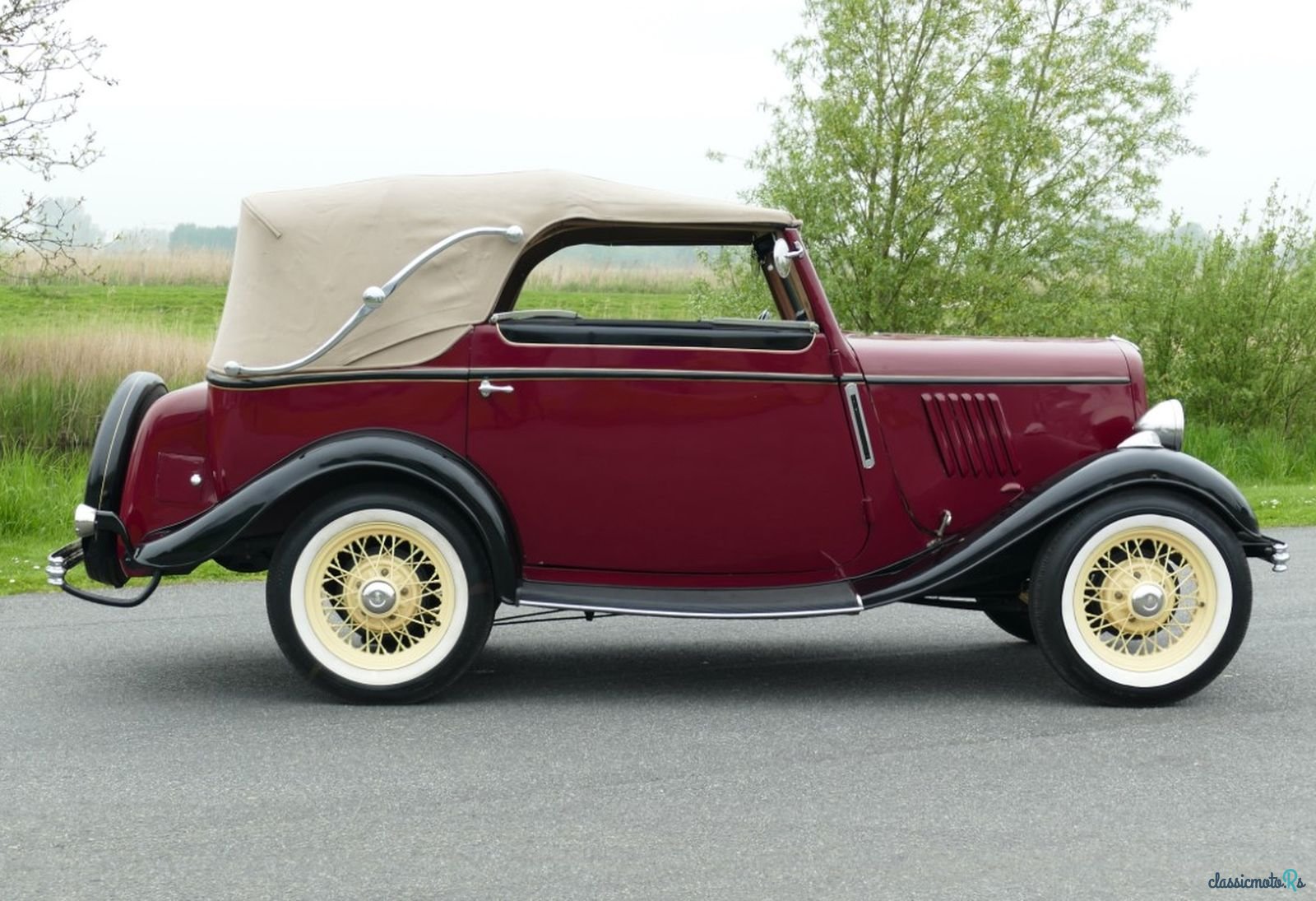 1932' Ford Model Y photo #5