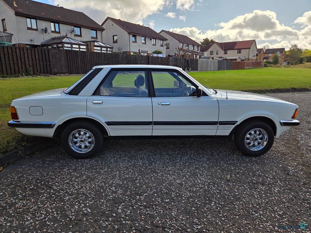 1982' Ford Cortina photo #4